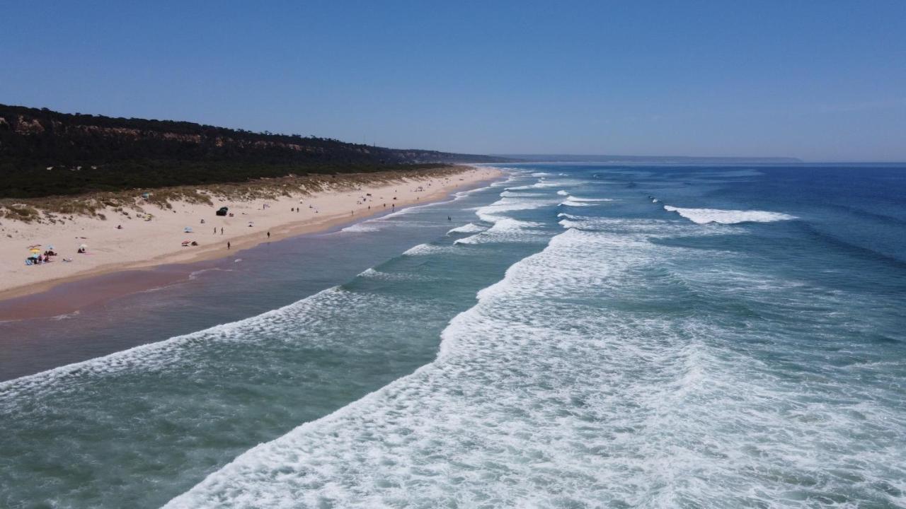 Manawa Camp Bed and Breakfast Costa da Caparica Exterior foto