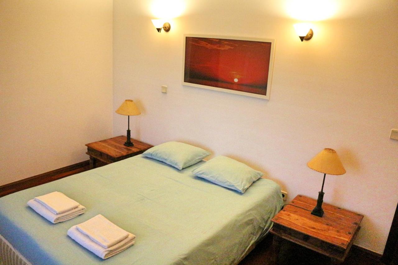 Manawa Camp Bed and Breakfast Costa da Caparica Exterior foto