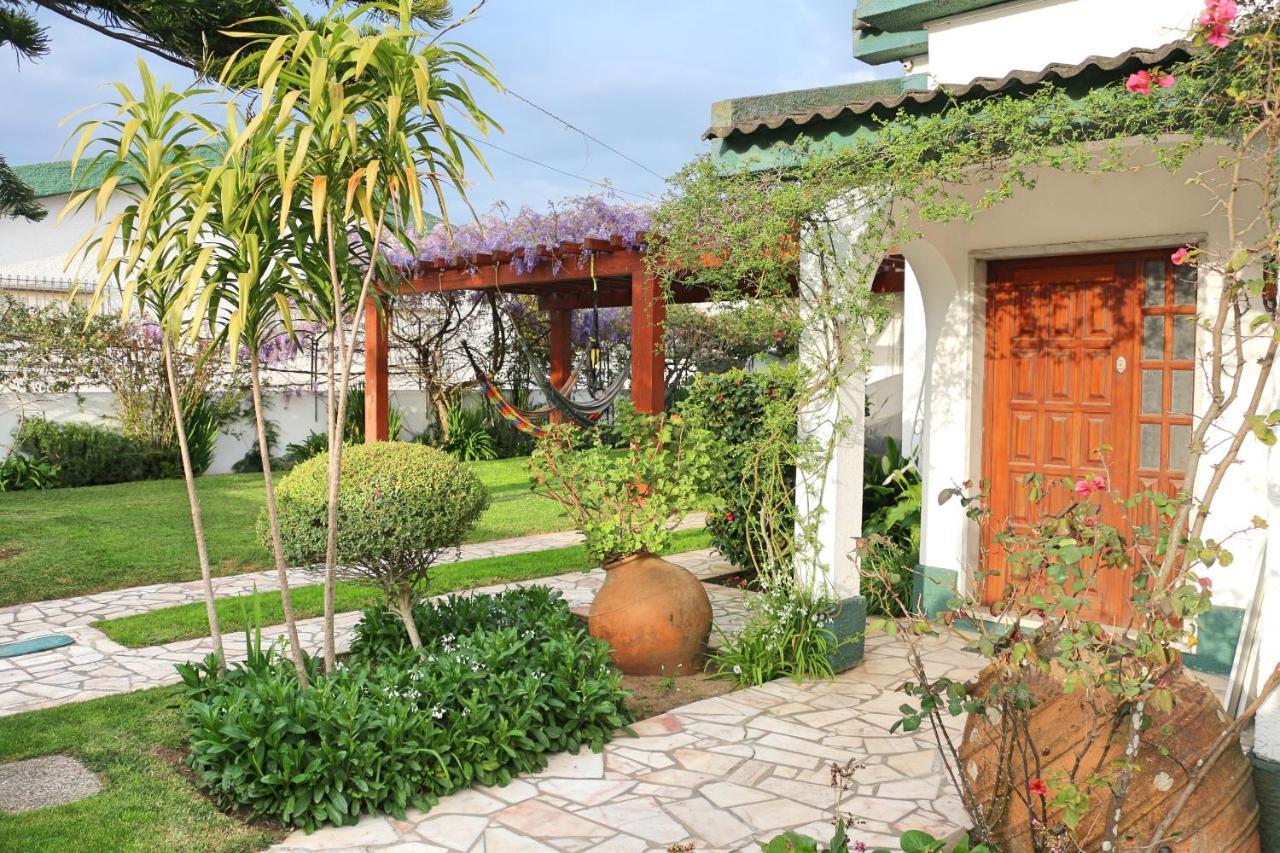 Manawa Camp Bed and Breakfast Costa da Caparica Exterior foto